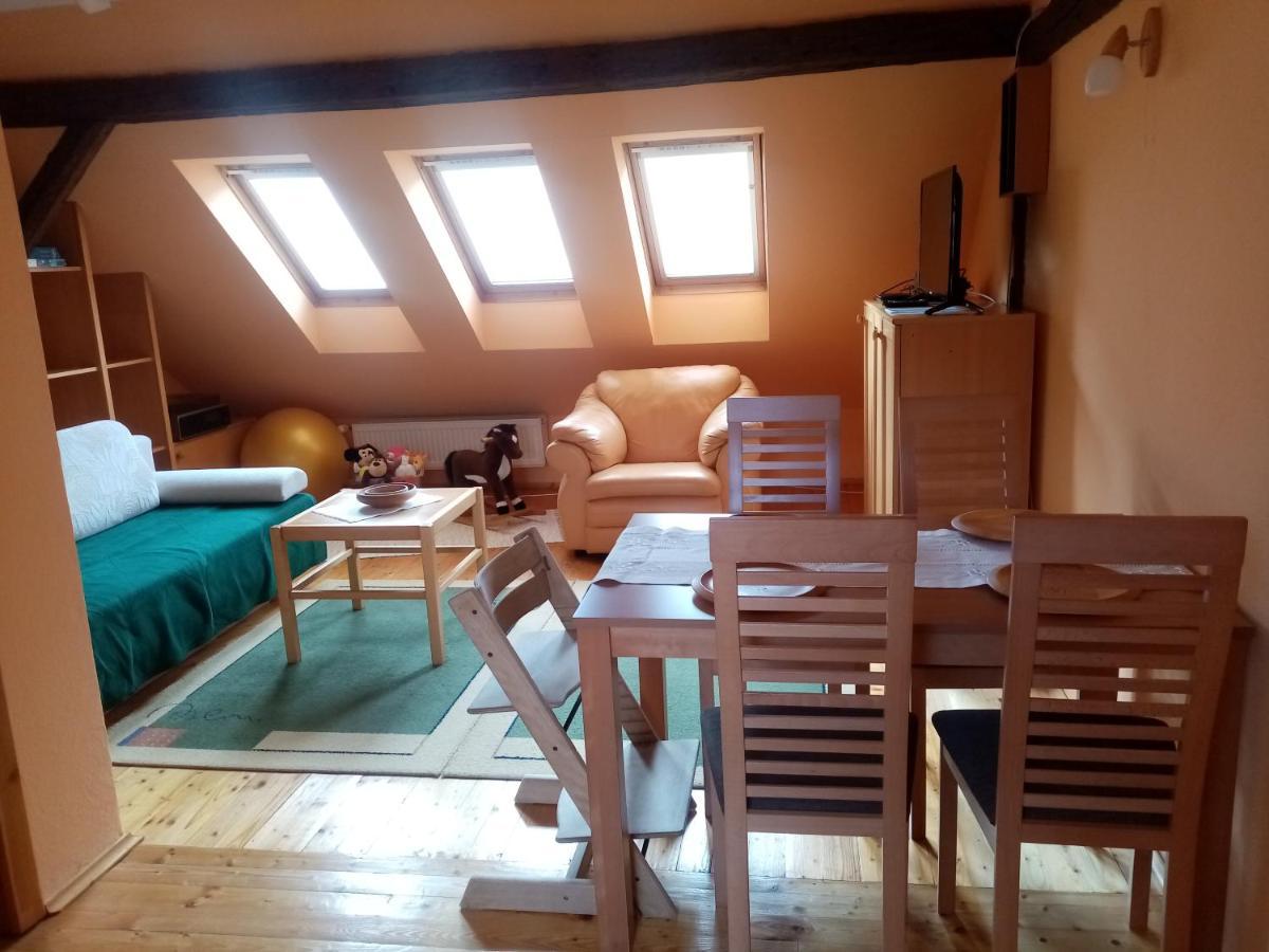 Apartman Nika เลอโวชา ภายนอก รูปภาพ